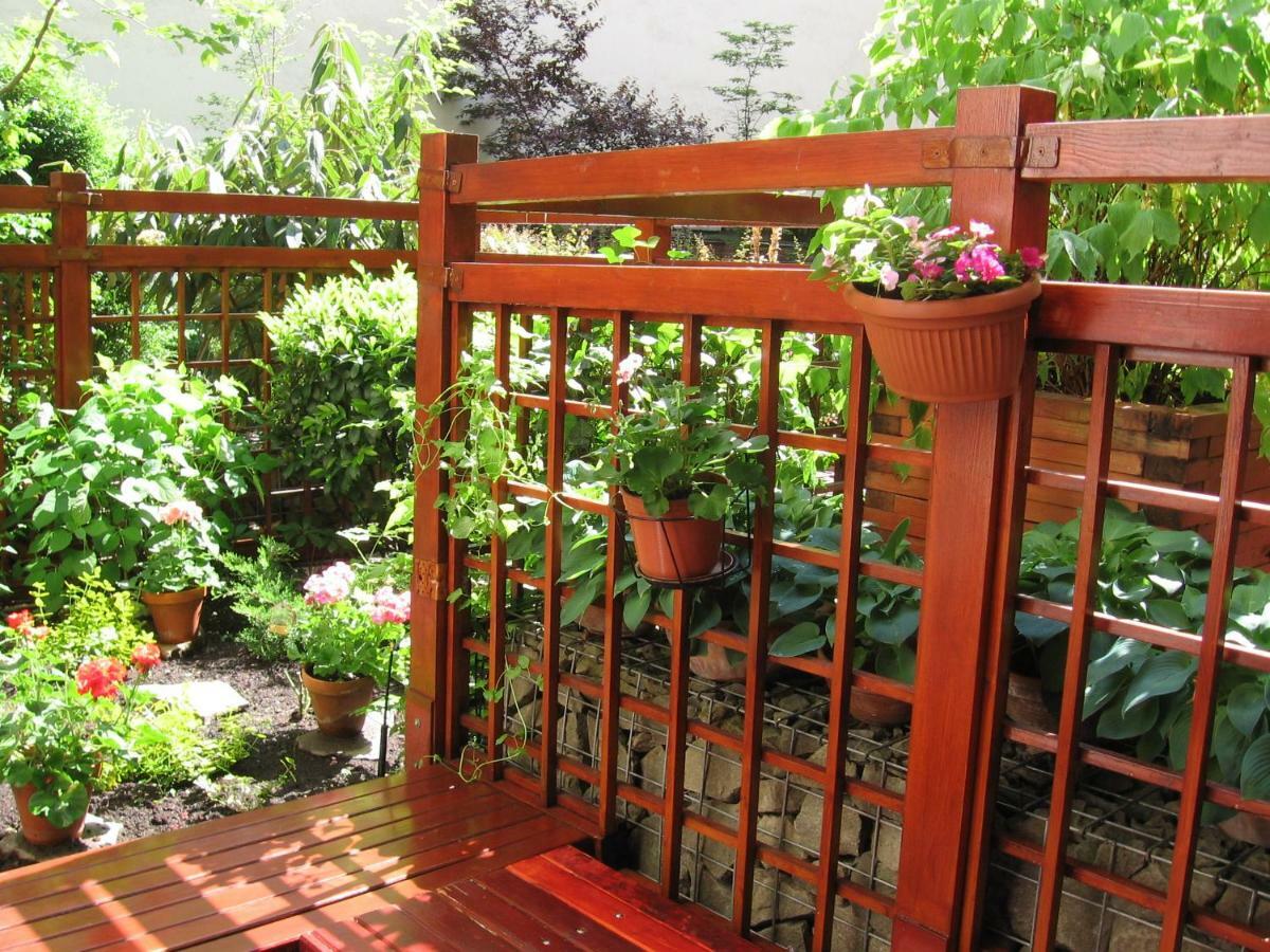 Downtown Garden Isle In Urban Style-Free Parking Budapeste Exterior foto